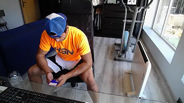 Snapshot of samricci21 chatting on October 11, 2025, 9:52 am samricci21 online show from October 11, 2025, 9:52 am