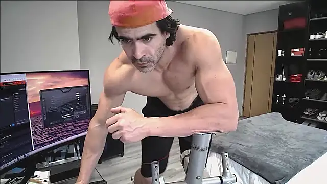 Snapshot of samricci21 chatting on January 13, 2026, 10:42 am samricci21 online show from January 13, 2026, 10:42 am