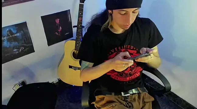 shelby  hotshoww online show from February 3, 2025, 2:45 pm