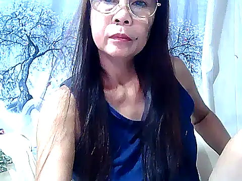 Snapshot of urwife_tobe chatting on September 27, 2025, 3:11 am urwife tobe online show from September 27, 2025, 3:11 am