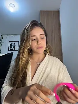 Snapshot of ShelbyHagen chatting on October 30, 2025, 10:21 pm ShelbyHagen online show from October 30, 2025, 10:21 pm