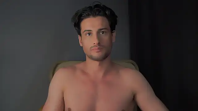 Keen   Luckystrike online show from December 6, 2024, 11:25 pm