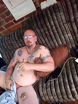 Snapshot of Littledick007007 chatting on August 6, 2026, 12:01 am Littledick007007 online show from August 6, 2026, 12:01 am