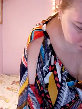 Snapshot of Lusi-777 chatting on December 16, 2024, 3:32 pm Lusi-777 online show from December 16, 2024, 3:32 pm