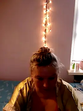 Snapshot of Lusi-777 chatting on February 27, 2025, 10:48 am Lusi-777 online show from February 27, 2025, 10:48 am