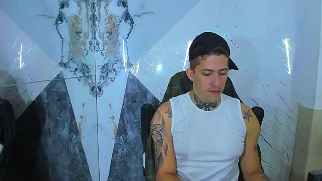 yeckodream online show from December 20, 2025, 6:20 am