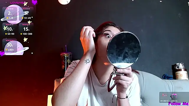 Red-moon1 online show from February 28, 2026, 4:35 am