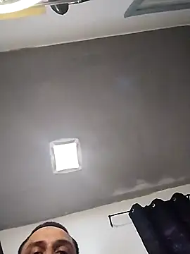 thickcocklatino online show from February 18, 2025, 11:30 pm