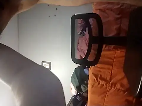 thickcocklatino online show from February 27, 2026, 7:58 pm