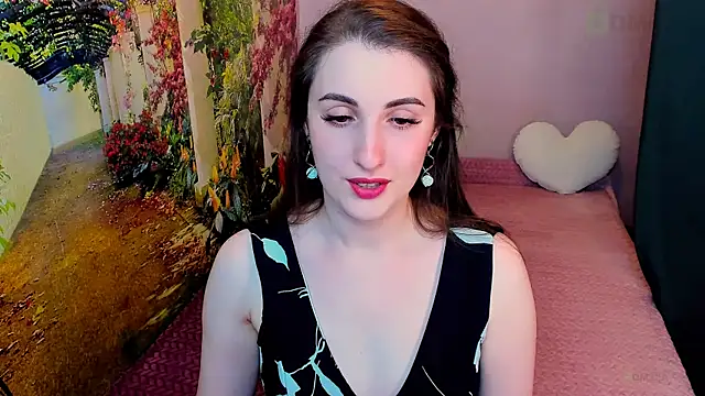 I-JUST-I online show from September 20, 2025, 5:58 pm