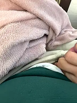 buri232 online show from September 30, 2025, 3:50 pm