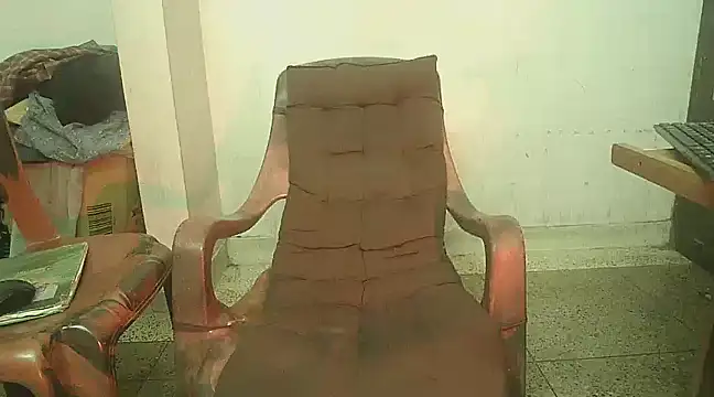 Snapshot of Akhilamolu_the_transsissy chatting on December 18, 2024, 8:47 pm Akhilamolu the transsissy online show from December 18, 2024, 8:47 pm