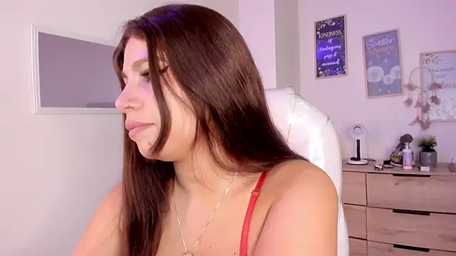 bluee hazell online show from March 8, 2025, 11:58 am