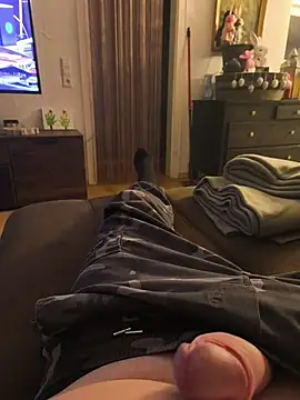 Snapshot of Andy7430 chatting on March 28, 2026, 7:24 pm Andy7430 online show from March 28, 2026, 7:24 pm