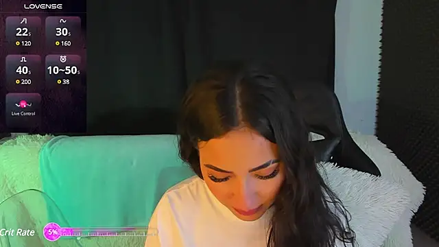 Snapshot of rosario215B chatting on February 24, 2025, 11:19 pm rosario215B online show from February 24, 2025, 11:19 pm