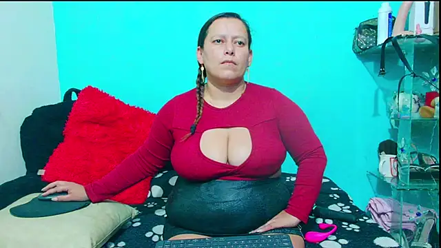 Diana Lozano online show from November 27, 2025, 5:09 am