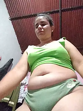 ValeriaSantos- online show from May 15, 2026, 2:40 am
