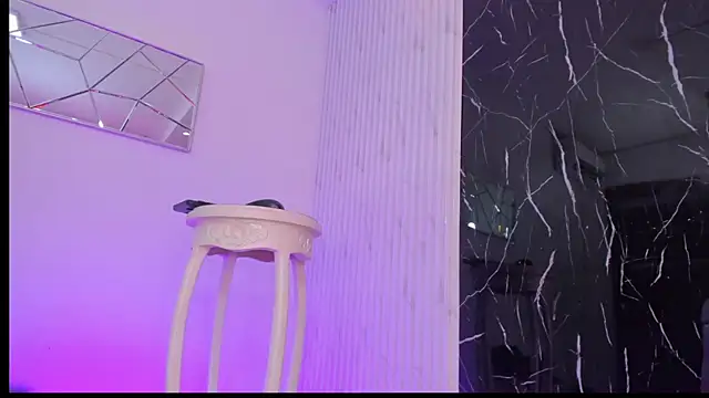 Sophia Cameron online show from November 30, 2025, 10:36 pm