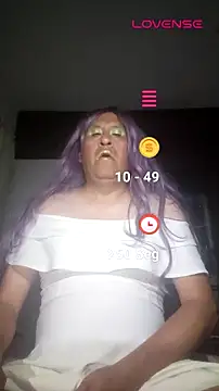 karlaalva online show from July 1, 2026, 6:04 am