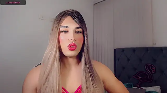 Snapshot of BIGCOCKMIA chatting on January 29, 2025, 12:45 pm BIGCOCKMIA online show from January 29, 2025, 12:45 pm