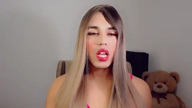 Snapshot of BIGCOCKMIA chatting on September 11, 2025, 6:30 pm BIGCOCKMIA online show from September 11, 2025, 6:30 pm