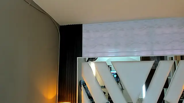 Linda4Petite online show from March 17, 2026, 6:11 pm