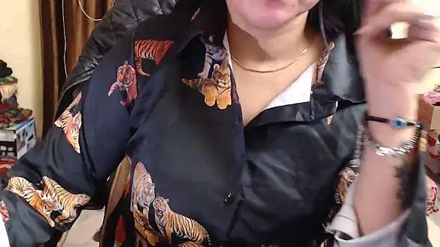 Snapshot of Naughty_Kashish chatting on January 9, 2025, 9:48 am Naughty Kashish online show from January 9, 2025, 9:48 am