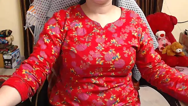 Snapshot of Naughty_Kashish chatting on February 6, 2025, 10:48 am Naughty Kashish online show from February 6, 2025, 10:48 am