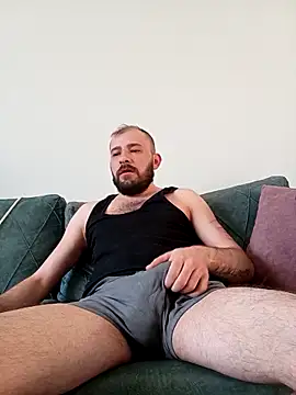 NiiiRvaNaa online show from February 25, 2026, 5:50 am