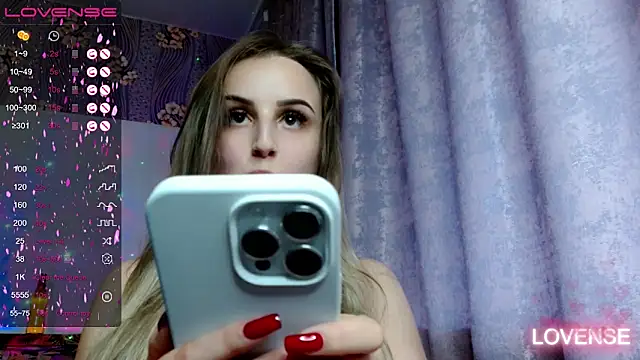 Snapshot of Careys_universe chatting on September 27, 2025, 9:47 am Careys universe online show from September 27, 2025, 9:47 am