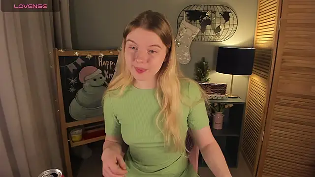 ohmyJuliet online show from December 25, 2024, 2:25 am