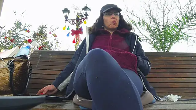 SquirtyMellissaLabia online show from December 21, 2025, 11:50 am