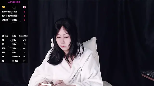 Snapshot of qianqian_ chatting on March 22, 2026, 2:20 pm qianqian online show from March 22, 2026, 2:20 pm