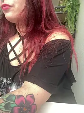 Snapshot of LunaMoongirl chatting on January 22, 2025, 1:42 pm LunaMoongirl online show from January 22, 2025, 1:42 pm