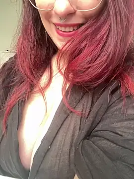 Snapshot of LunaMoongirl chatting on January 23, 2025, 1:45 pm LunaMoongirl online show from January 23, 2025, 1:45 pm