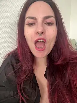 Snapshot of LunaMoongirl chatting on February 26, 2025, 3:30 pm LunaMoongirl online show from February 26, 2025, 3:30 pm