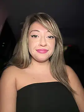 Snapshot of AriannaPena chatting on January 10, 2025, 2:57 am AriannaPena online show from January 10, 2025, 2:57 am