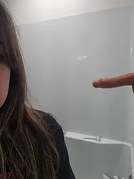 Snapshot of AriannaPena chatting on March 10, 2025, 5:43 am AriannaPena online show from March 10, 2025, 5:43 am