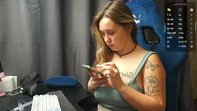 Snapshot of Sandra_SW_ chatting on March 30, 2026, 8:26 am Sandra SW online show from March 30, 2026, 8:26 am