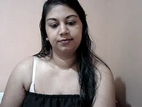 bellachow10 online show from February 17, 2026, 5:59 am