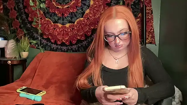 Snapshot of sweetandwet_daddy chatting on February 4, 2026, 12:55 pm sweetandwet daddy online show from February 4, 2026, 12:55 pm