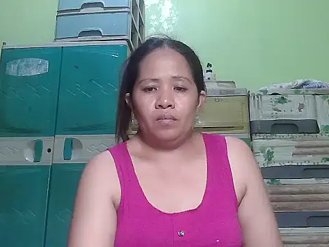 sweetlady pinay online show from April 26, 2026, 12:14 pm