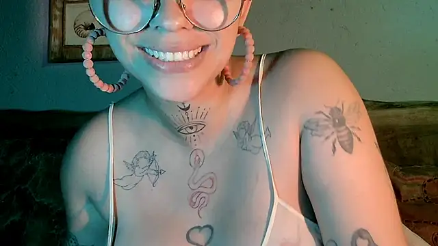 Lilmuh  online show from February 25, 2025, 11:22 pm