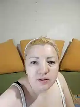 Snapshot of stefanyharper16 chatting on November 2, 2025, 2:41 pm stefanyharper16 online show from November 2, 2025, 2:41 pm