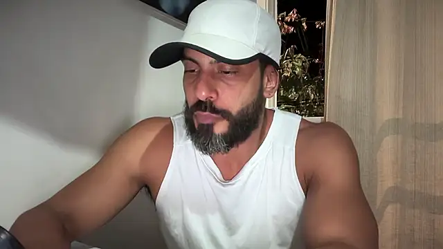 romeolovedark online show from January 18, 2026, 4:27 am