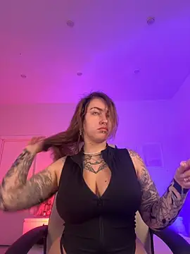 IvyHoney online show from September 14, 2025, 8:13 am