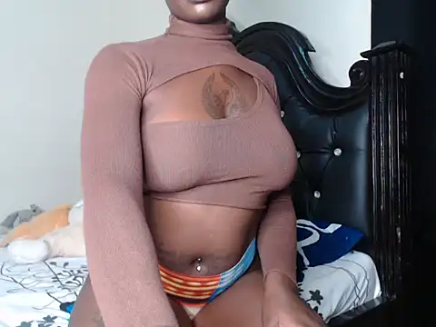 Snapshot of queenvenus2 chatting on February 22, 2025, 1:57 pm queenvenus2 online show from February 22, 2025, 1:57 pm