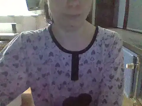 Snapshot of Moi_Lina chatting on December 14, 2024, 10:28 pm Moi Lina online show from December 14, 2024, 10:28 pm