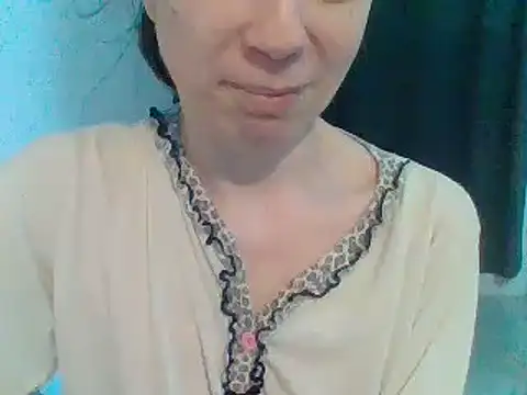 Snapshot of Moi_Lina chatting on December 25, 2024, 9:11 pm Moi Lina online show from December 25, 2024, 9:11 pm