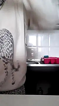 Snapshot of Moi_Lina chatting on January 26, 2025, 1:58 pm Moi Lina online show from January 26, 2025, 1:58 pm